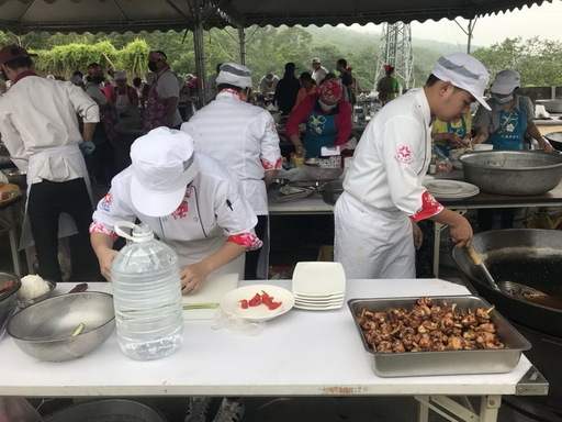 2018農食料理創意競賽育達科技大學餐旅經營系「育見達人」團隊同學比賽情形