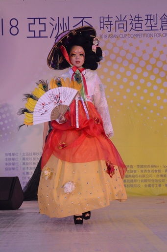 韓國選手展現韓國特有美學的造型