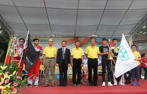 元培企管醫放系獲得競技啦啦舞組優勝