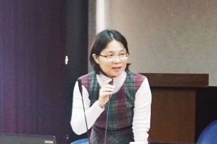 國立虎尾科技大學職涯發展中心楊閔會主任說明職輔工作推行情況。