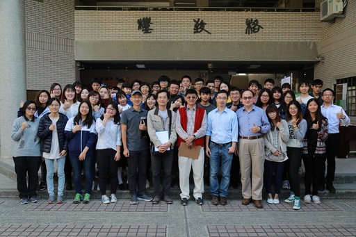 南大生物科技學系學生專題研究成果展圓滿成功