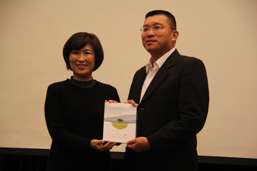 台東縣國中小校長會議邀Never give up郭婞淳成長經驗分享 饒縣長希快樂工作強化學習力