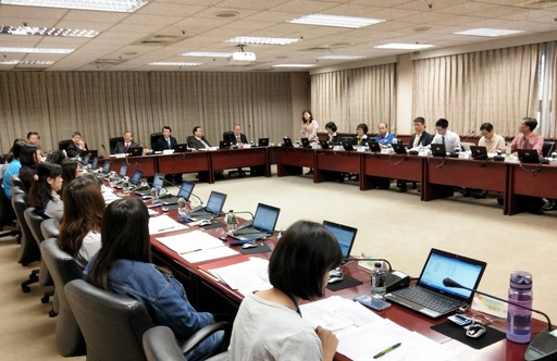 屏東大學管理學院追蹤與展延實地審查