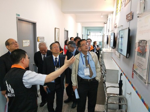 委員訪視現場教學及設施