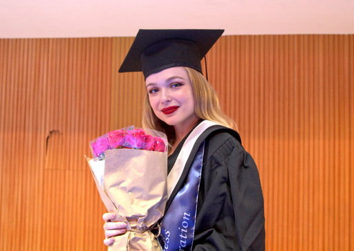 剛從義大國際學院畢業的Daria Belkovskaia,同時修讀國際管理與行銷雙英文學程。(義守大學提供)