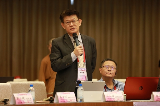 香港中文大學陳劍鍠主任擔任主持人