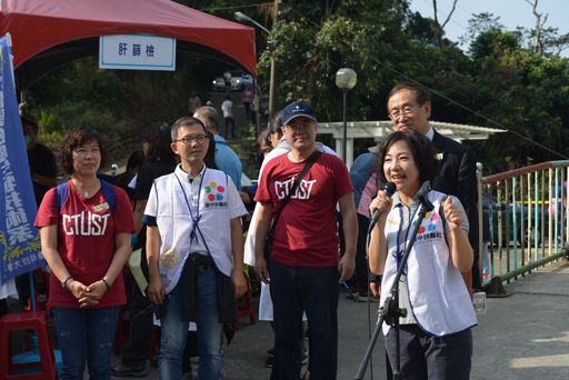 台中環中扶輪社長致詞