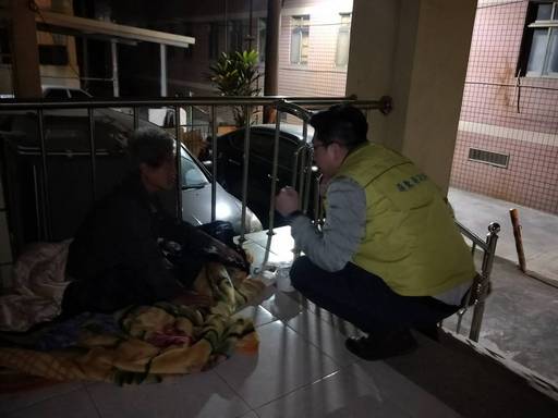 屏東縣啟動低溫關懷,加強街友走動式服務