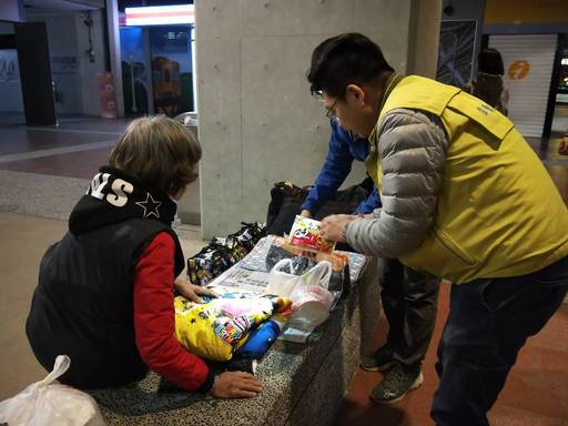 屏東縣啟動低溫關懷,加強街友走動式服務