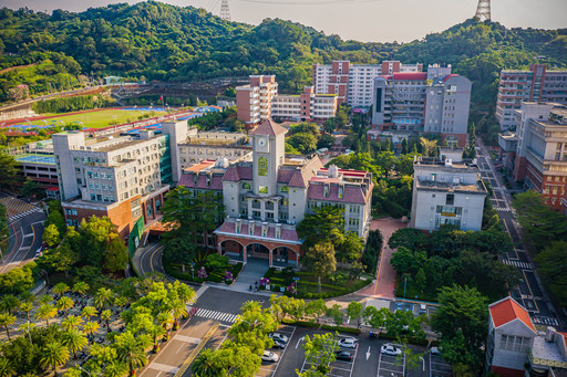 致力永續校園的朝陽科大,進榜綠能大學全球百大,節能績效獲國際肯定。