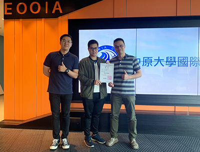 龍華學子積極參與創業CEO+計畫,增加團隊的創業實力。