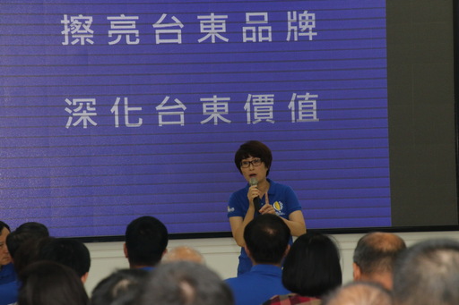 熱氣球等活動即將展開 饒縣長主管會報請同仁同心協力辦好