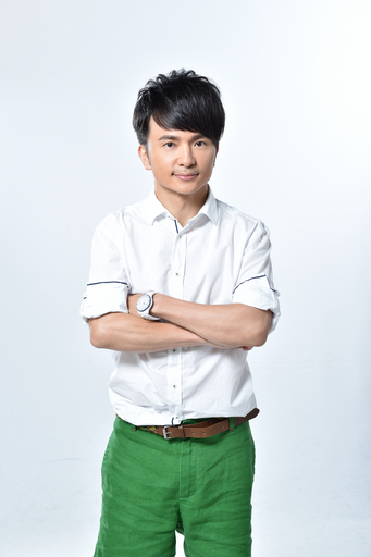 ▲新北市政府原民局邀請藝人唐從聖(從從)分享他從事演藝事業這些年來經歷的起伏演藝人生,並藉此鼓勵原住民表演藝術者投入演出之志趣。(圖/新北市政府原民局提供)