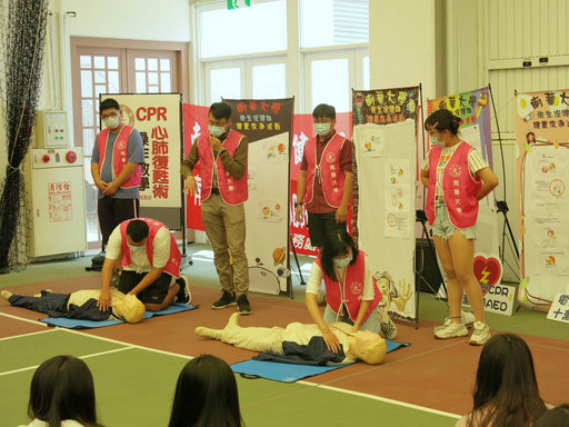 南華大學舉辦新鮮人生命成長營,也安排校園災害防救演練。
