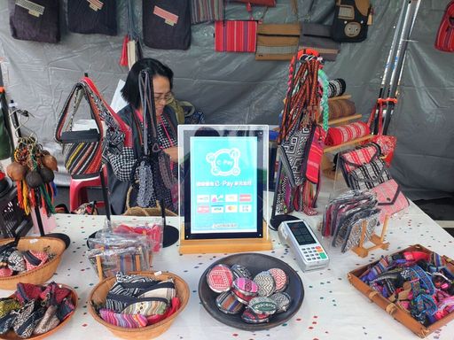 雷門數據服務e-Pay多元支付刷卡機,提供國內外信用卡、悠遊卡、LINE Pay、街口支付等主流多元支付服務,讓民眾體驗到方便快速的支付方式。圖/雷門數據服務股份有限公司