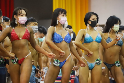 健美健體公開賽新增大專女子比基尼組,成為全埸最耀眼的比賽