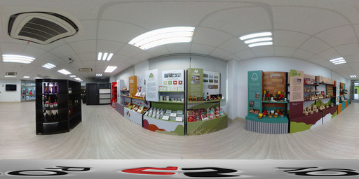 雲科大產學研大樓1F智慧展鋪地方品牌好物商店展區(360度環景).jpg