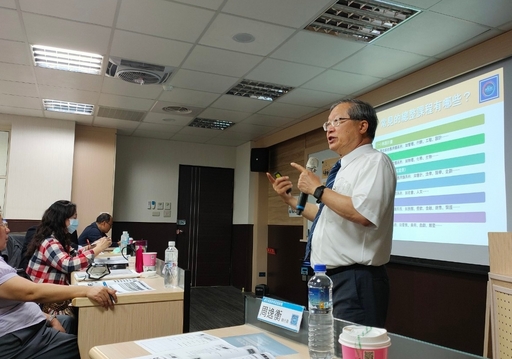 ACCBE「核心能力檢核工作坊(II)」高雄場─ACCBE認證組織周逸衡執行長