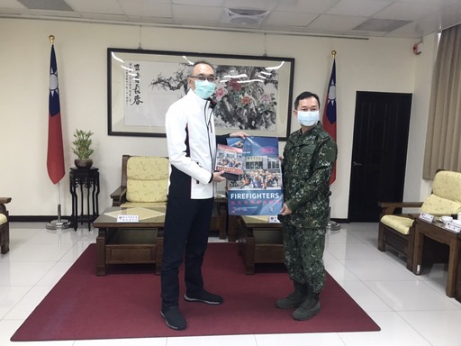謝副市長表示,新北市非常重視災防相關業務的推動,希望未來在疫情的許可下,仍請第六軍團多多支援與協助新北市各項演習及災防工作的持續運作。另希望不要有大型災害發生,倘若有需要時,仍望請國軍協助救災及復原相關作業,讓新北市市民儘速恢復正常生活。