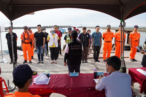 屏東縣政府積極維護海洋環境 環保艦隊478艘全國排名第二 連續兩年考評榮獲全國特優