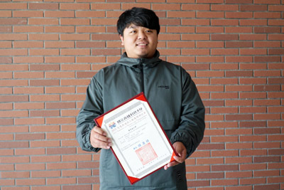 大葉大學資工系碩士張釗銓獲光電與通訊工程應用研討會優秀論文獎
