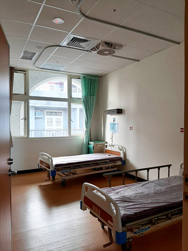 養護床位能量大躍進 台東仁愛之家互愛樓正式營運暨緊安床位啟用 饒縣長期建構老年生命安全照顧網