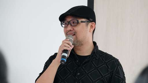 產媒系張志昇主任看見同學們優秀的成果,很開心也很感動!