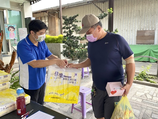 救國團「正向防疫挺醫療」319鄉鎮全國公益連線 臺東縣「義工有愛、熱血臺灣」 號召民眾募血132袋