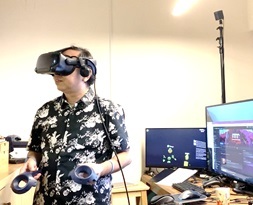 全世界受到新型冠狀病毒疫情影響，這次的頒獎典禮以線上虛擬形式頒獎，黃心健配戴VR裝置發表感言，「首先，感謝坎城評審團的肯定與鼓勵，很榮幸能夠得到最佳VR敘事大獎。