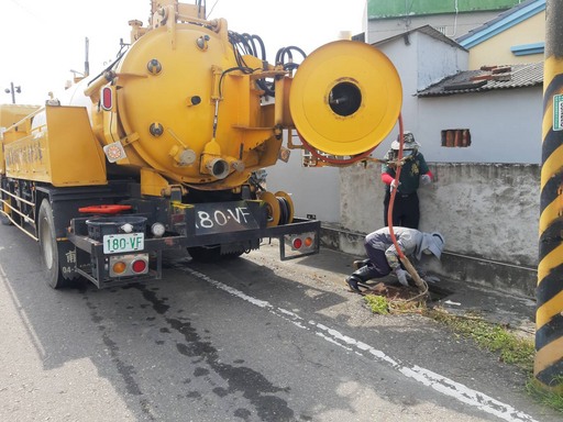 環保局排水溝清淤抗颱