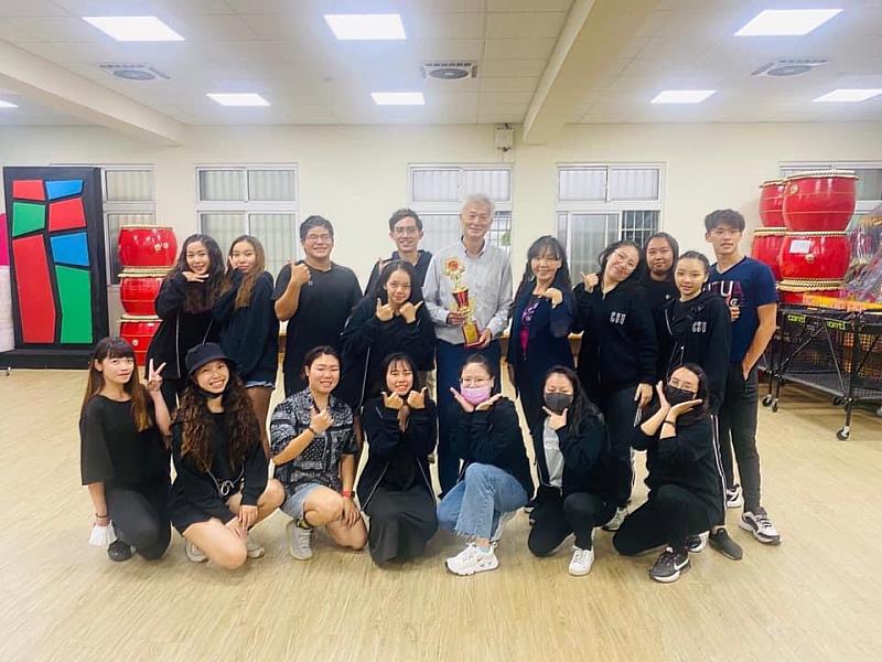 正修舞蹈隊參加「2021亞太盃國際音樂舞蹈大賽」，獲大專組第一名。
