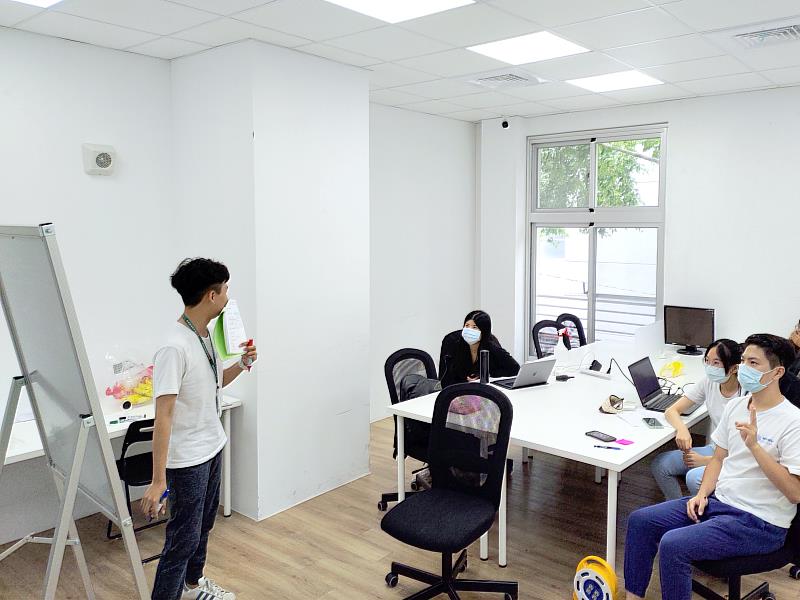 贏地創新育成基地提供多間培育室能讓進駐團隊辦公使用