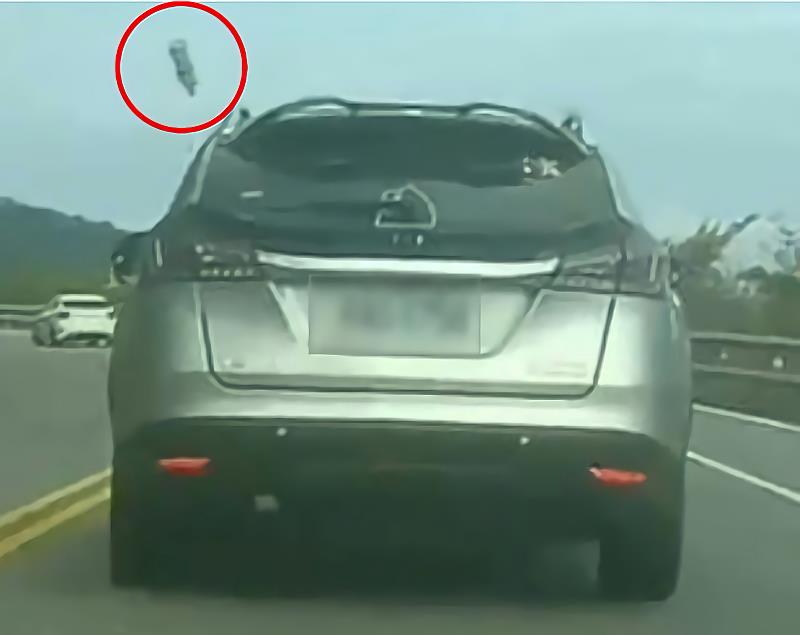 導正亂丟菸蒂、亂吐檳榔渣汁的惡習 臺東縣環保局呼籲踴躍檢舉 全民監督環境需要您