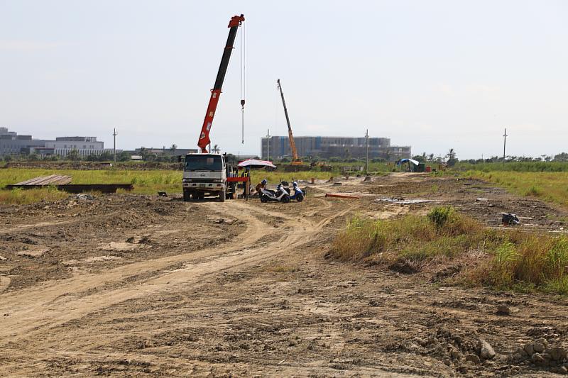 翁縣長視察馬稠後後期產業園區開發進度