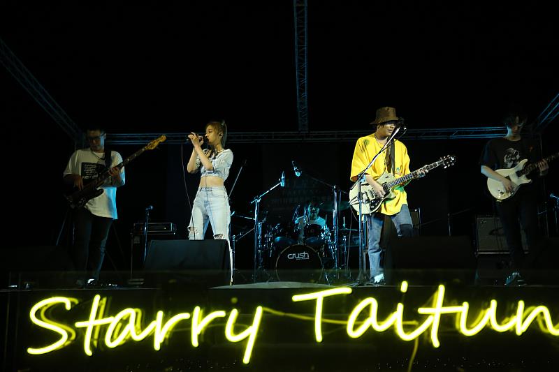 台東最美星空音樂會綠島登場 告五人披星戴月人權紀念園區浪漫開唱