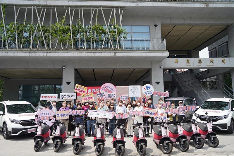 屏東五倍券再加碼！超狂推出88888份屏東券 招募超過2百多間攤商合作 讓縣民發發發