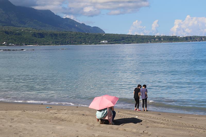 杉原海水浴場自10月1日起至明年3月暫停救生員戒護服務 台東縣府呼籲勿冒險戲水