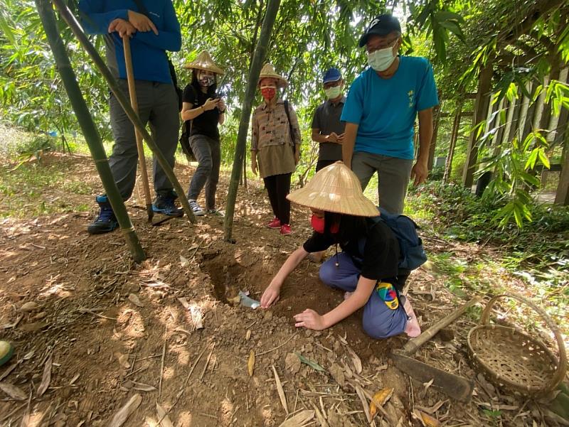 綠竹社區的採筍體驗一日遊