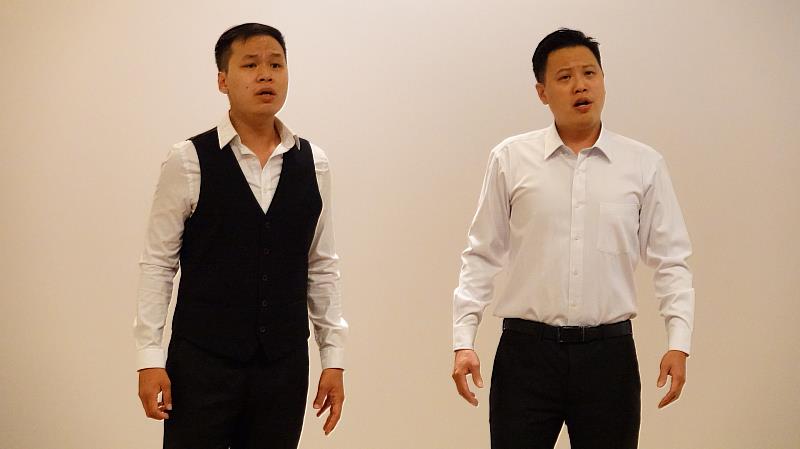 男高音莊昀叡與男中音蔡政呈帶來精彩的雙人和聲。