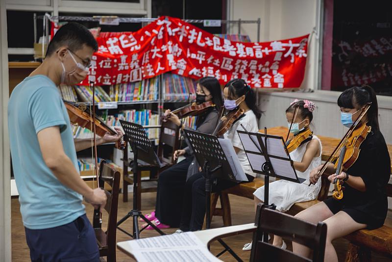 以藝術支持在地！嘉義縣表演藝術中心前進大埔鄉 帶領孩童舞出樂趣