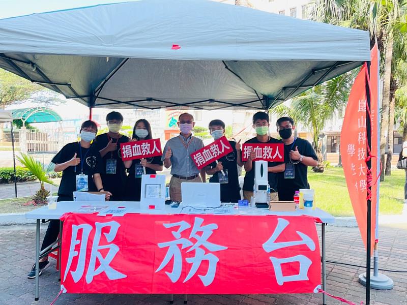 崑大學生會連續十年捐血義剪，熱心公益捐出119袋血量