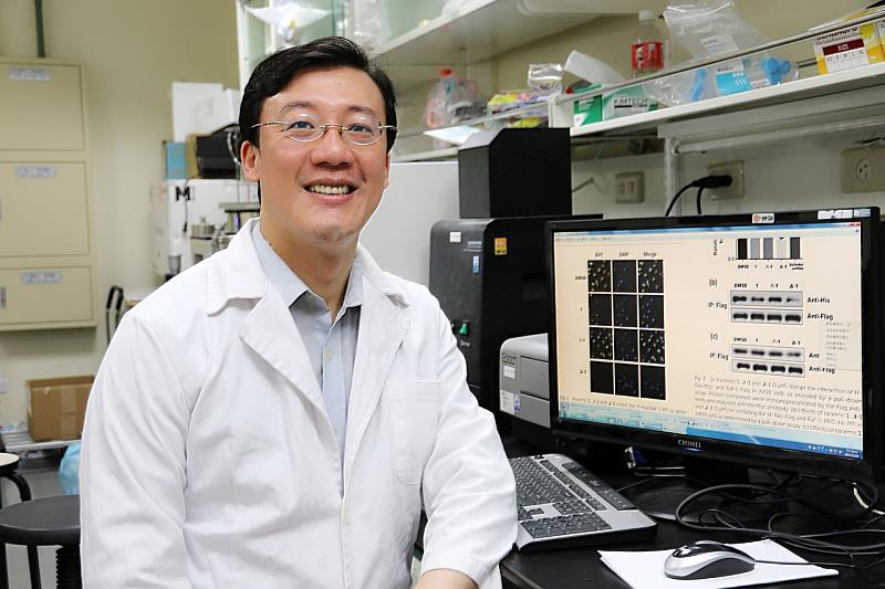 王惠民教授團隊研發的「蝦紅素用於製備抑制或治療皮膚失調之組合物的用途」獲得台灣創新技術博覽會專利發明競賽銅獎