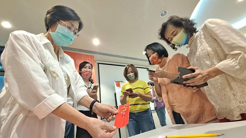 六堆屏東客家剪紙研習照片