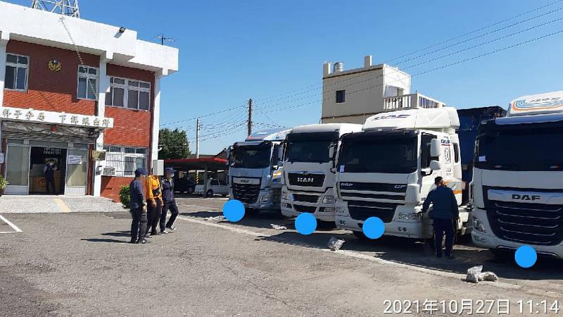 東石大橋查獲非法載運營建廢棄物 全數移送法辦並扣車