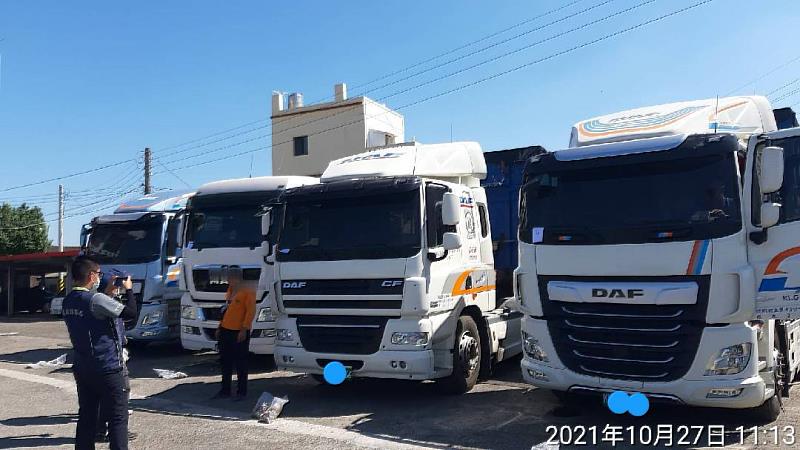 東石大橋查獲非法載運營建廢棄物 全數移送法辦並扣車