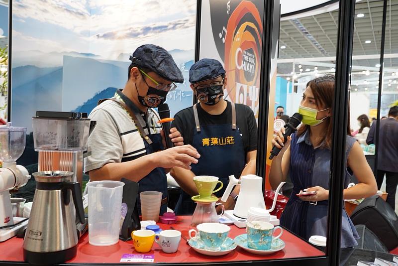 台北旅展開幕！捕獲被阿里山咖啡召喚來的《做工的人》林立青