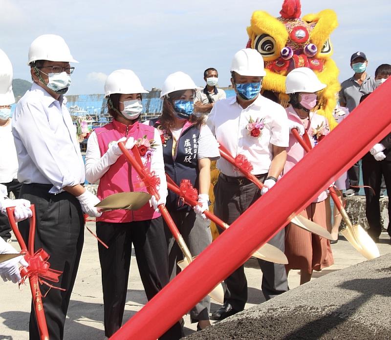 強化興海漁港港區停泊安全 屏縣舉辦擴建工程動土典禮