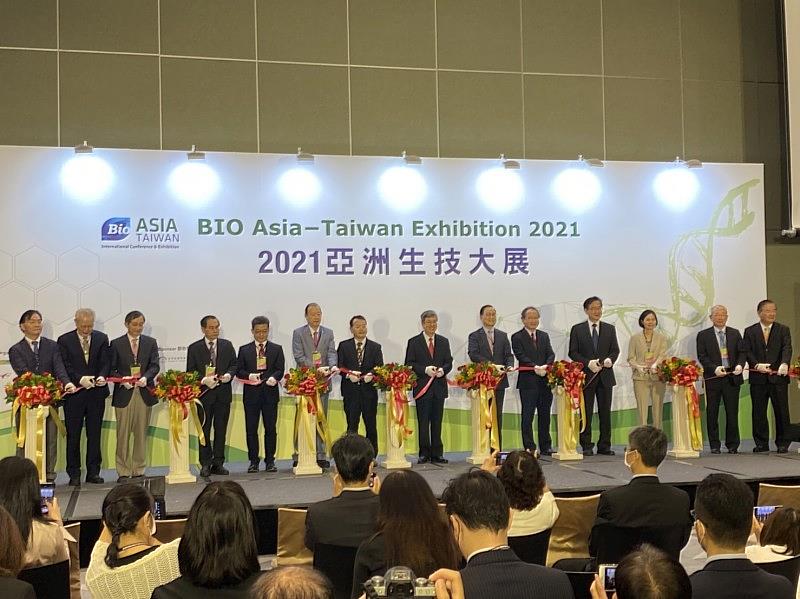 蔡長海董事長獲邀參加「2021亞洲生技大展」開幕剪彩
