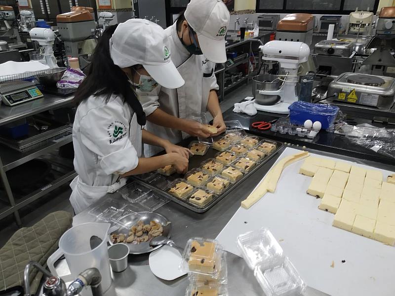 「樂fun烘焙社」親手製作各項甜點