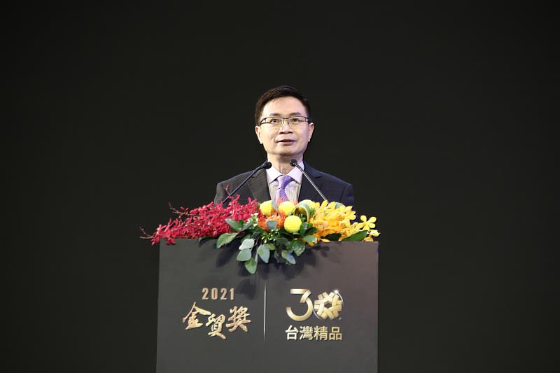 外貿協會董事長黃志芳鼓勵廠商積極加入台灣精品的推廣活動。